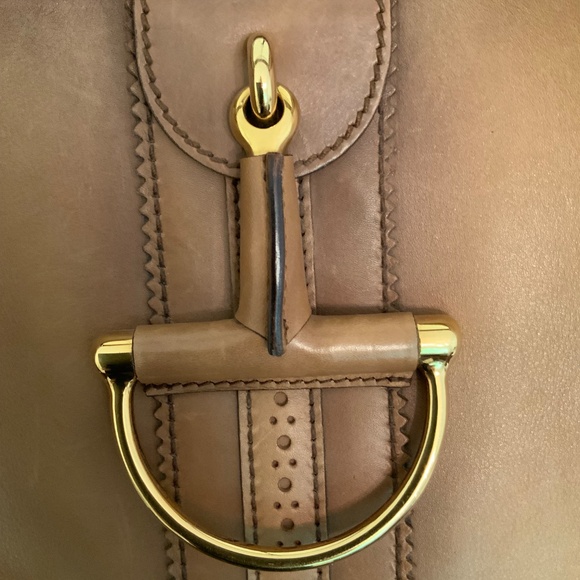 Gucci Duillio Brogue Shoulder Bag - Picture 5 of 13